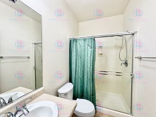 Building Photo - 1/2 Month Free if you look & lease same day!!! Spacious 4-Bedroom 3 Bath, 3 Car Garage Home with ...