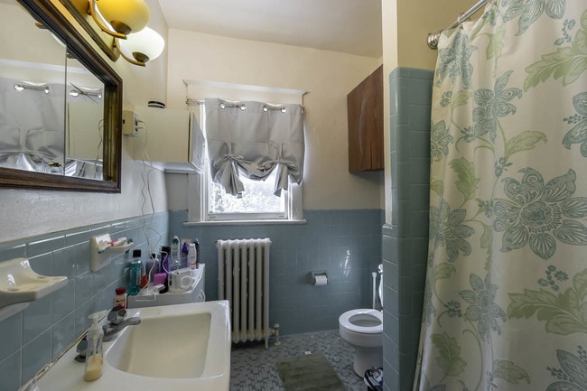 Building Photo - 3204 Porter St NW