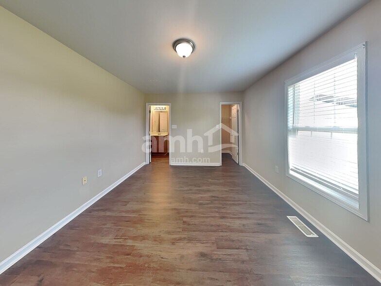 Building Photo - 79 Wolf Creek Ln