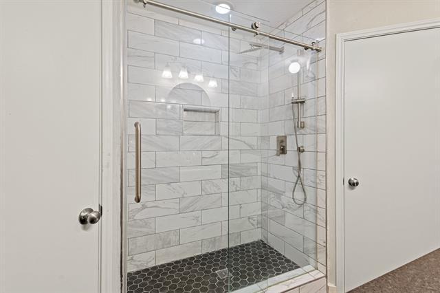 Building Photo - 1117 Bellmont Ct