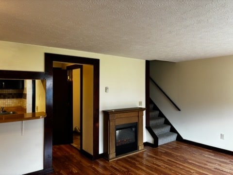 Building Photo - 533 Berlin Rd