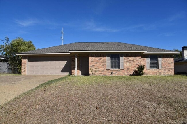 Primary Photo - 1616 Northwood Blvd