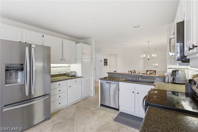 Building Photo - 27119 Oakwood Lake Dr