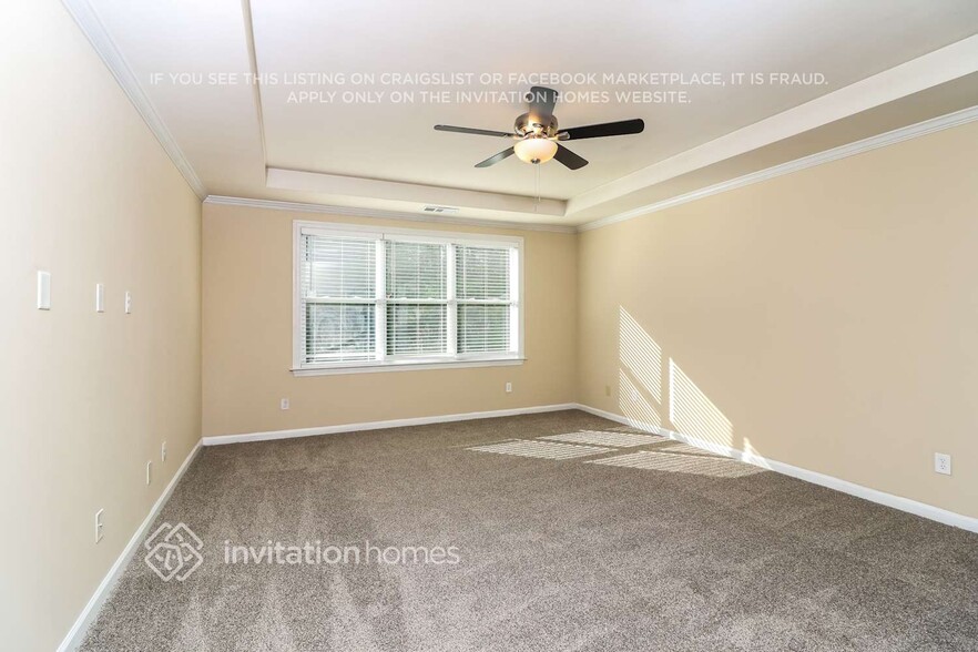 Building Photo - 316 Oakbridge Dr