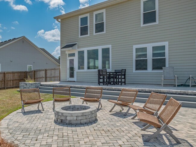 Building Photo - 3836 Ardmore Ln