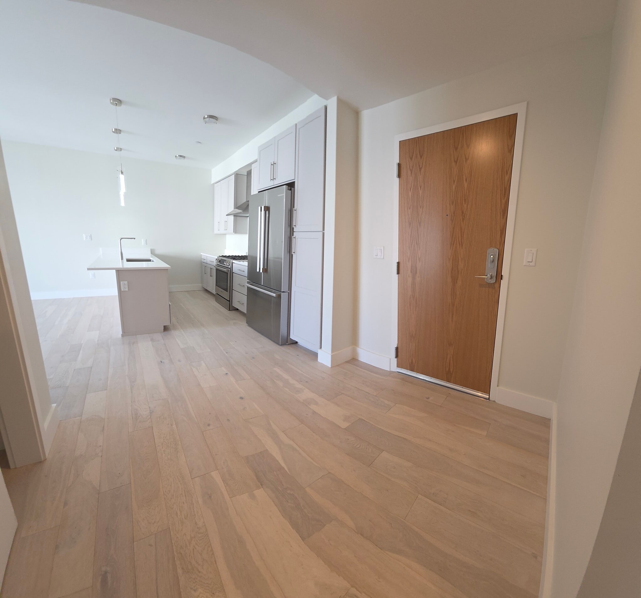 Building Photo - 383 Commercial St