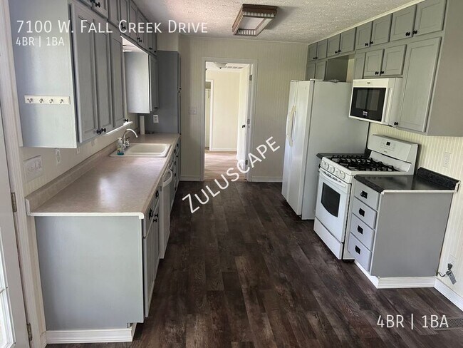 Building Photo - 7100 W Fall Creek Dr