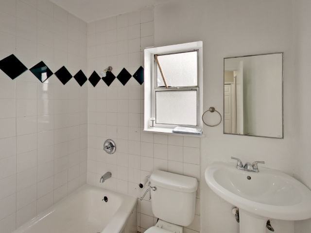 Floorplan - 1828 28th Avenue