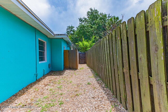 Building Photo - 177 Woodland Dr