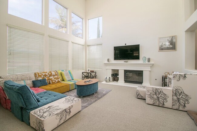Building Photo - Prime Location Near Dana Point Harbor and Beaches!