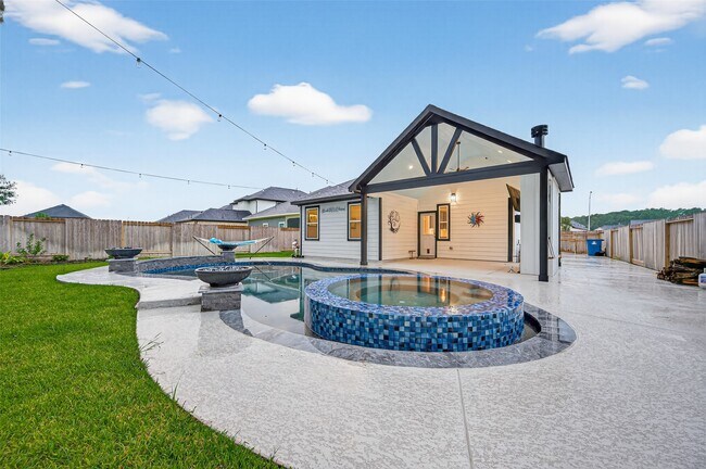 Building Photo - 27228 Mockingbird Ter Ln