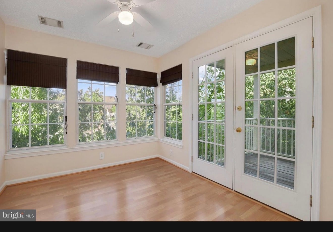 Building Photo - 13100 Briarcliff Terrace