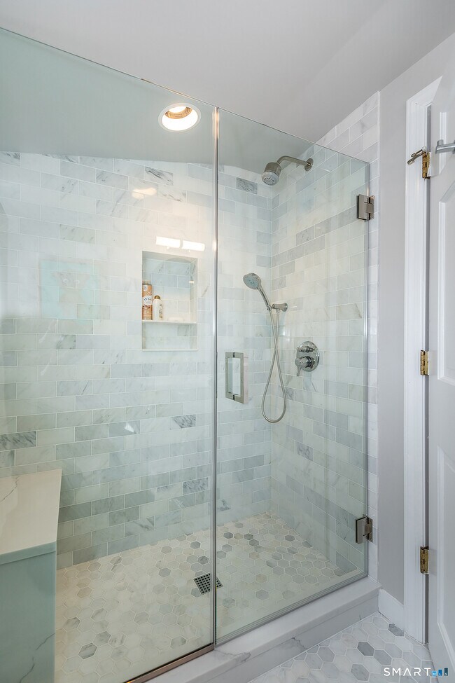 Building Photo - 108 East St