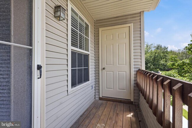 Building Photo - 3604 Waltham Ct