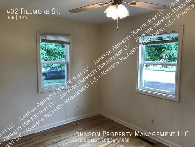 Building Photo - 402 Fillmore St