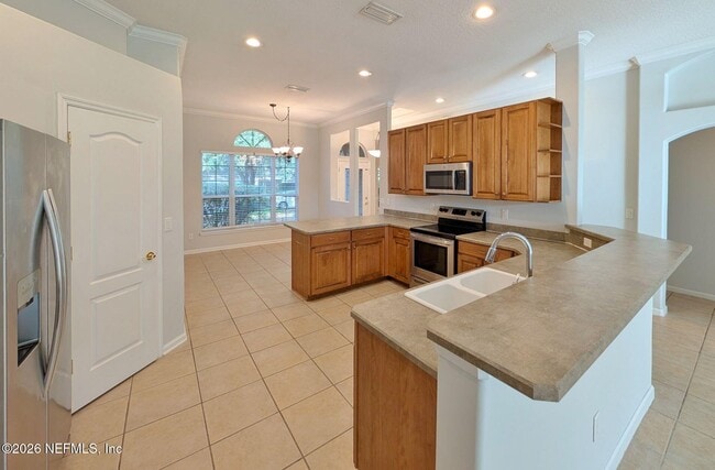 Building Photo - 2012 Chaucer Ln