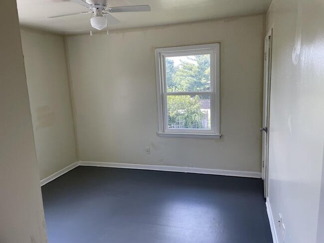 Building Photo - 1824 Augusta Dr