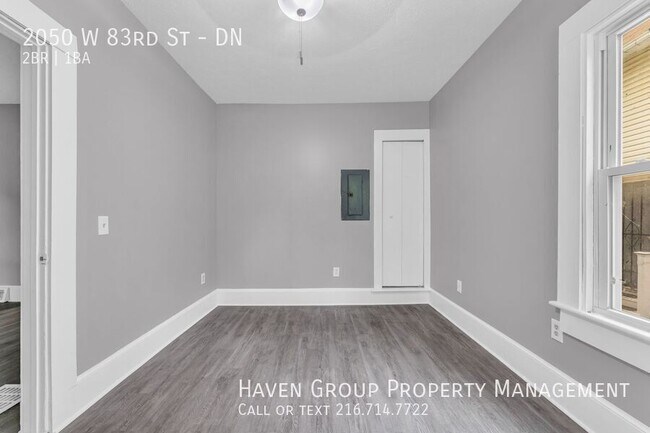 Building Photo - 2050 W 83rd St
