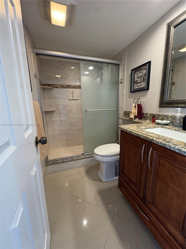 Building Photo - 3095 N Course Dr