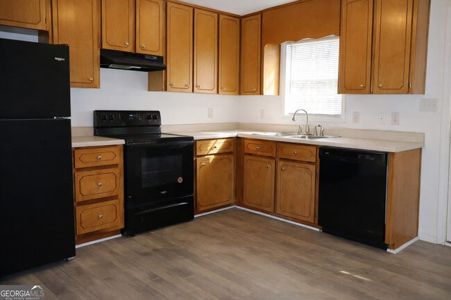 Building Photo - 1949 Karen Cir