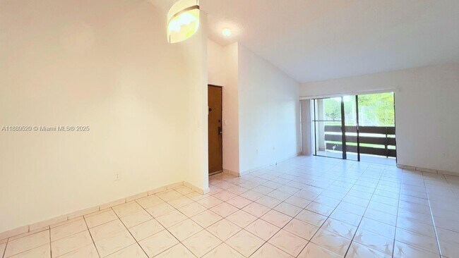 Building Photo - 8811 SW 123rd Ct