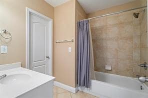 Building Photo - 3012 Salem Oak Way