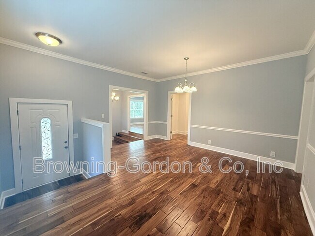 Building Photo - 1113 Pennock Ave