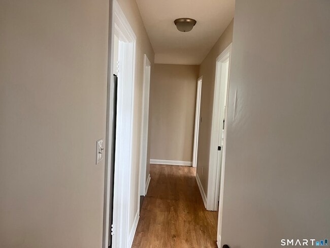 Building Photo - 246 Elm St