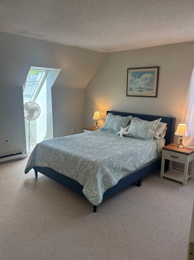 Building Photo - 146 W Grand Ave