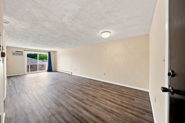 Building Photo - 20 Kenmar Dr