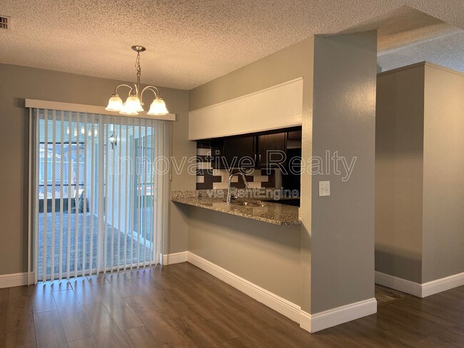 Building Photo - 1025 Derbyshire Dr