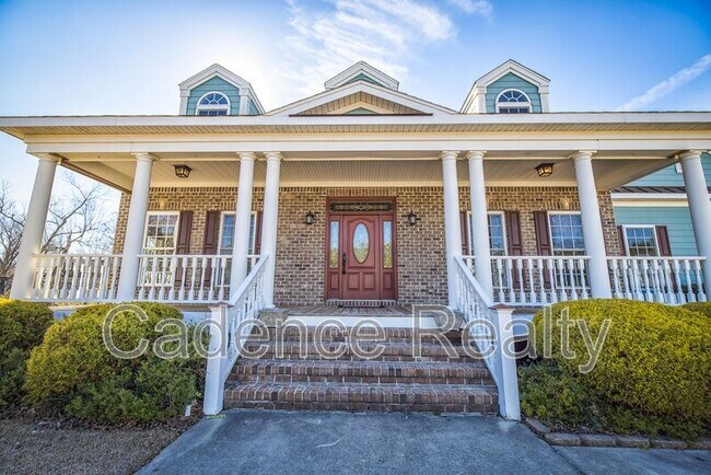 Building Photo - 205 N Sea Lily Ct