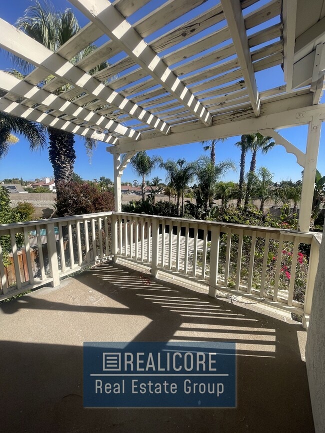 Building Photo - 10937 Sonora Ave