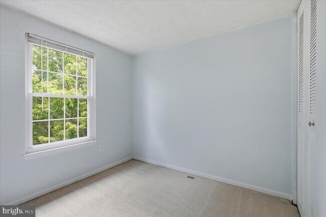 Building Photo - 508 Palmspring Dr