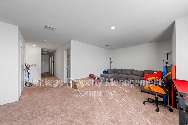 Building Photo - 739 Veloway Trail