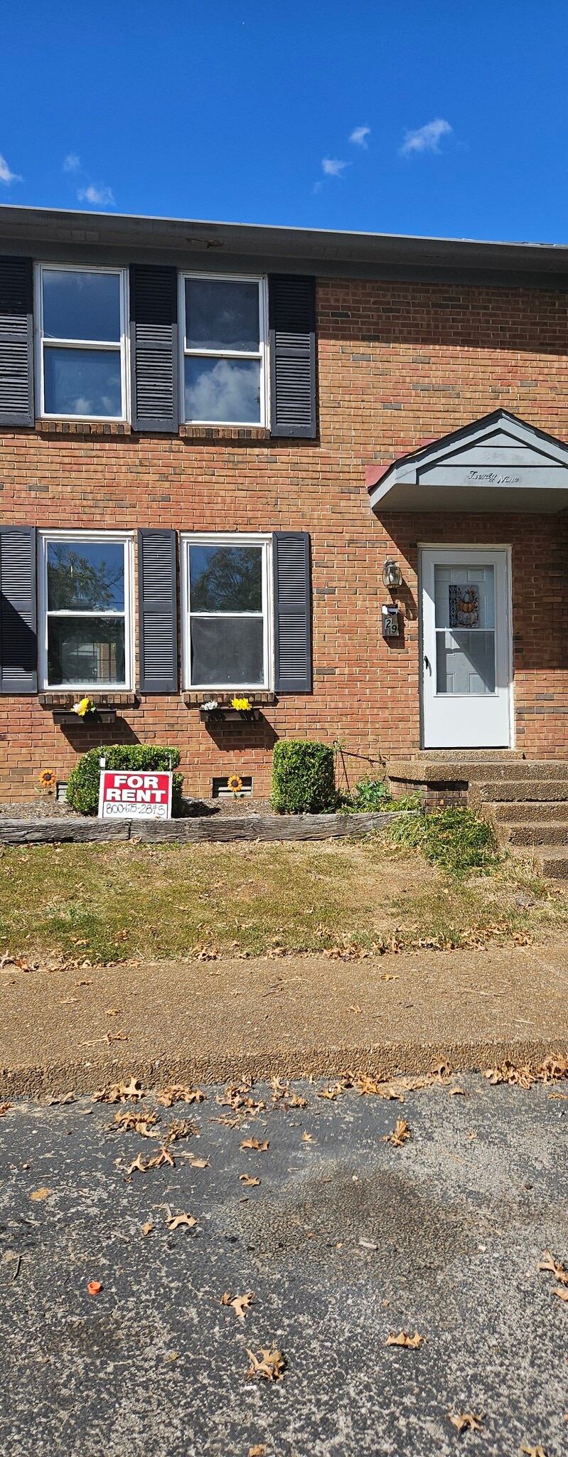 entrance exterior - 5515 Country Dr