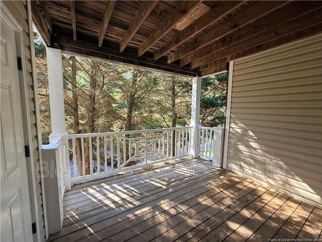 Building Photo - 392 Bubble Creek Ct