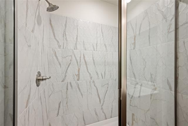 Building Photo - 9613 Dahlia Blvd