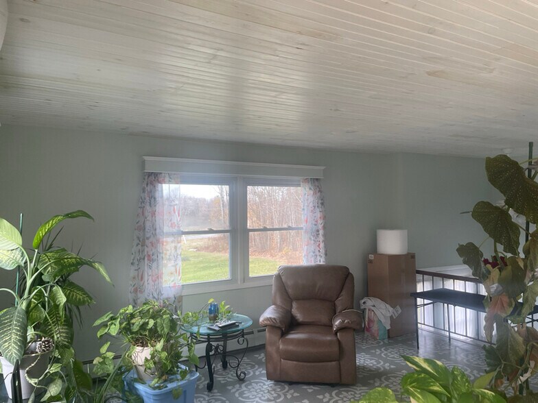 Building Photo - 277 Bangor Rd