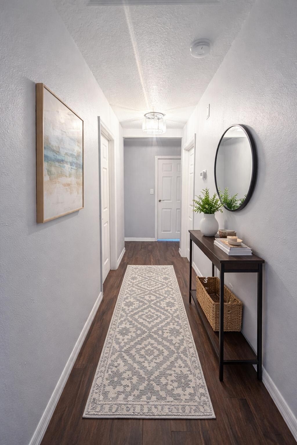 Building Photo - 4606 River Hills Dr