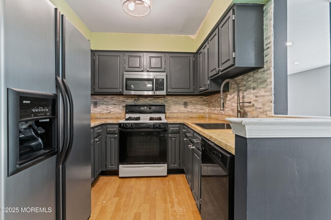 Building Photo - 452 Indigo Ct