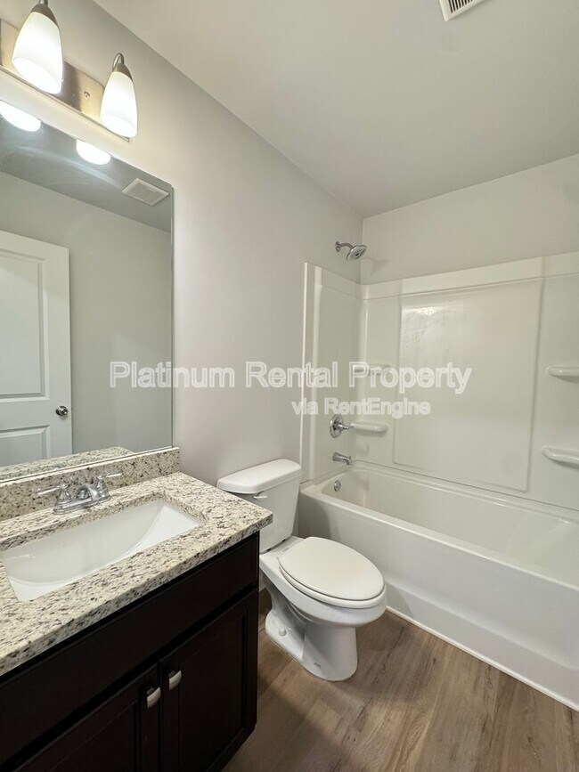 Building Photo - 1592 Gin Blossom Cir