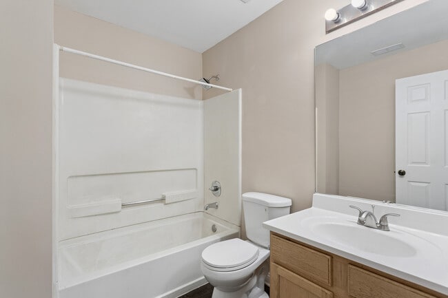 Building Photo - 21523 Franklin Cir