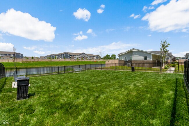 Building Photo - 6737 Bridle Wy