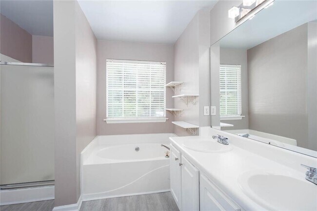 Building Photo - 5414 Sweetsprings Dr SW