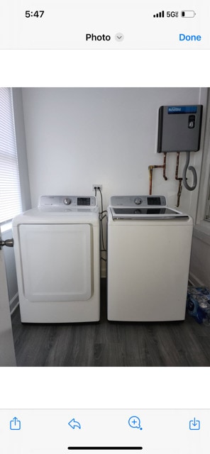 Building Photo - 820 N Leavitt St