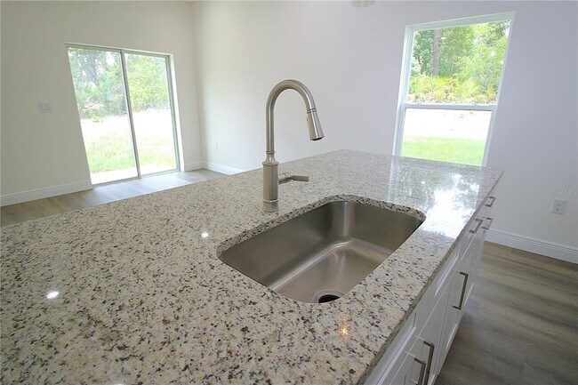 Building Photo - 8990 Glenarm Way