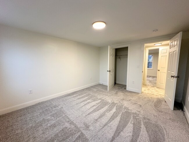 Building Photo - 1337 Methyl St