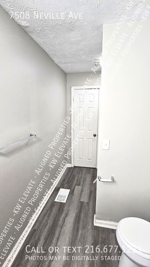 Building Photo - 7508 Neville Ave