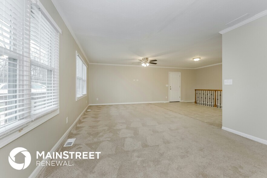 Building Photo - 1700 S Trail Ridge Dr